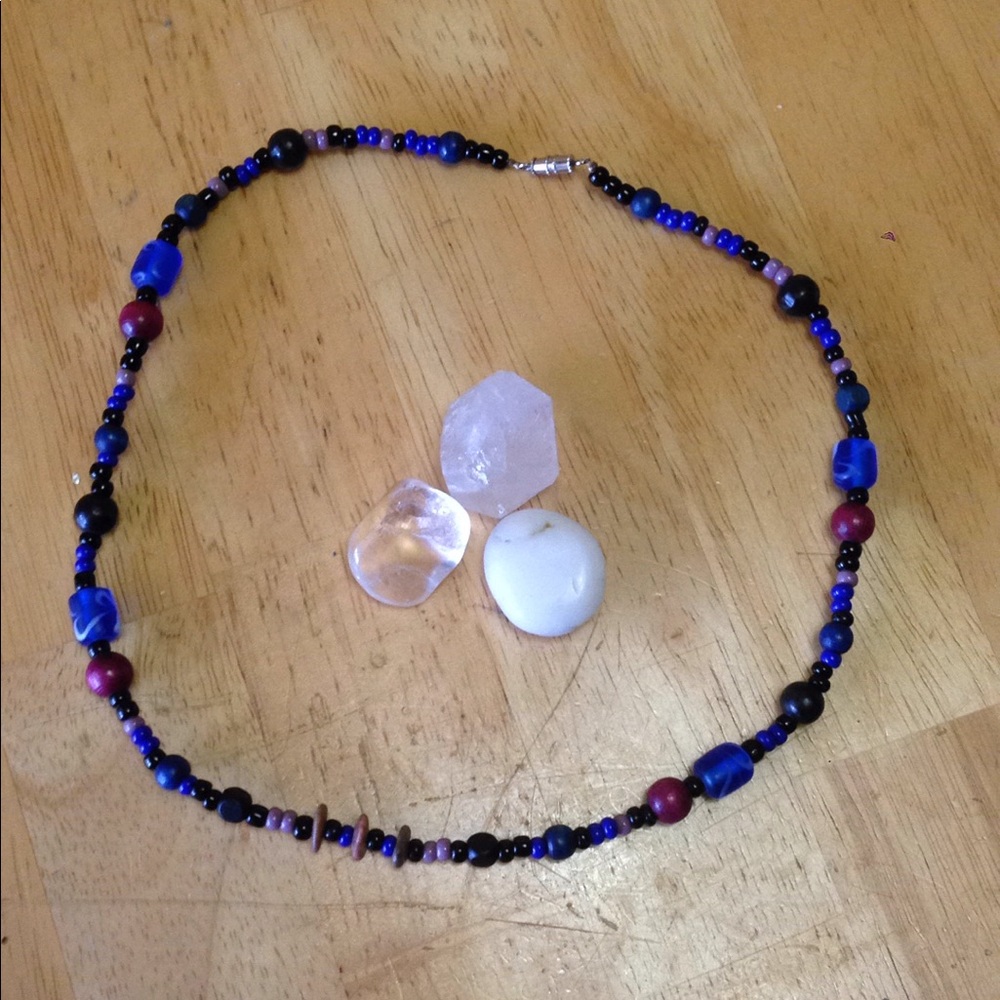 3 necklace bundle - Picture 4 of 4